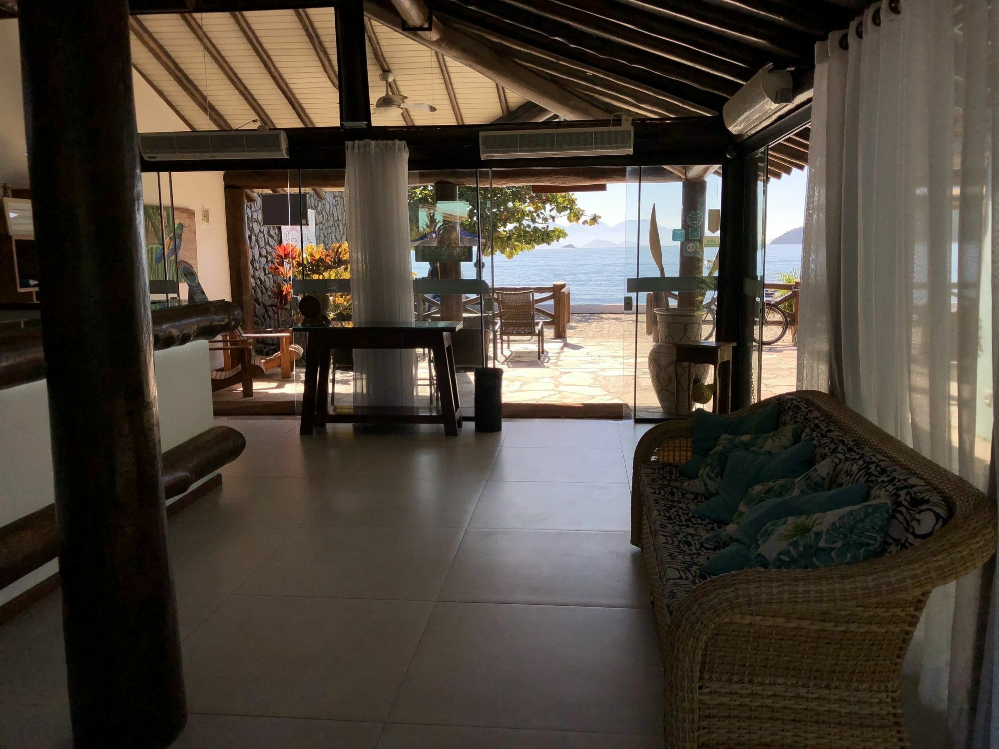Pousada Recreio Da Praia Abraão Εξωτερικό φωτογραφία
